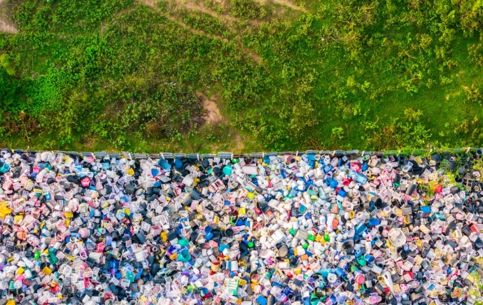 tonnes of plastic for recycling