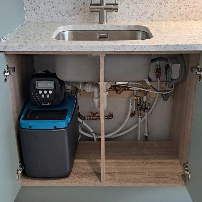 blu maxi water softener undersink