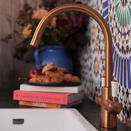 Stainless steel QETTLE Signature Classic tap, perfect for Belfast or butler sinks in Ireland and the UK.