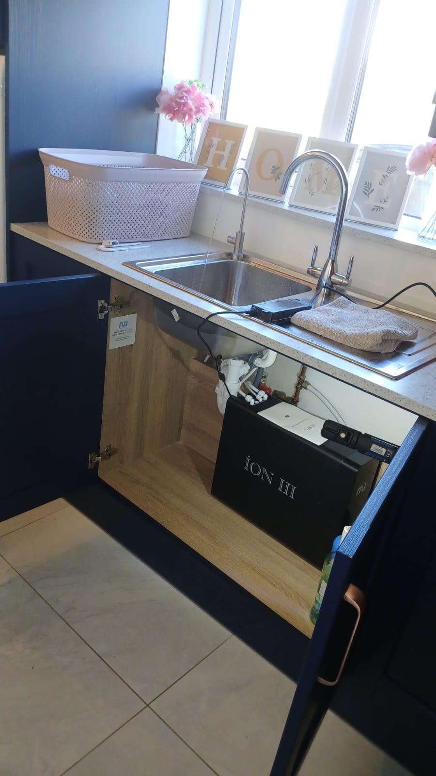 ÌON II reverse osmosis filter with Vortex for crystal-clear water in Ireland’s kitchens.