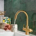 Original Gold RS Lifestyle 3.webp