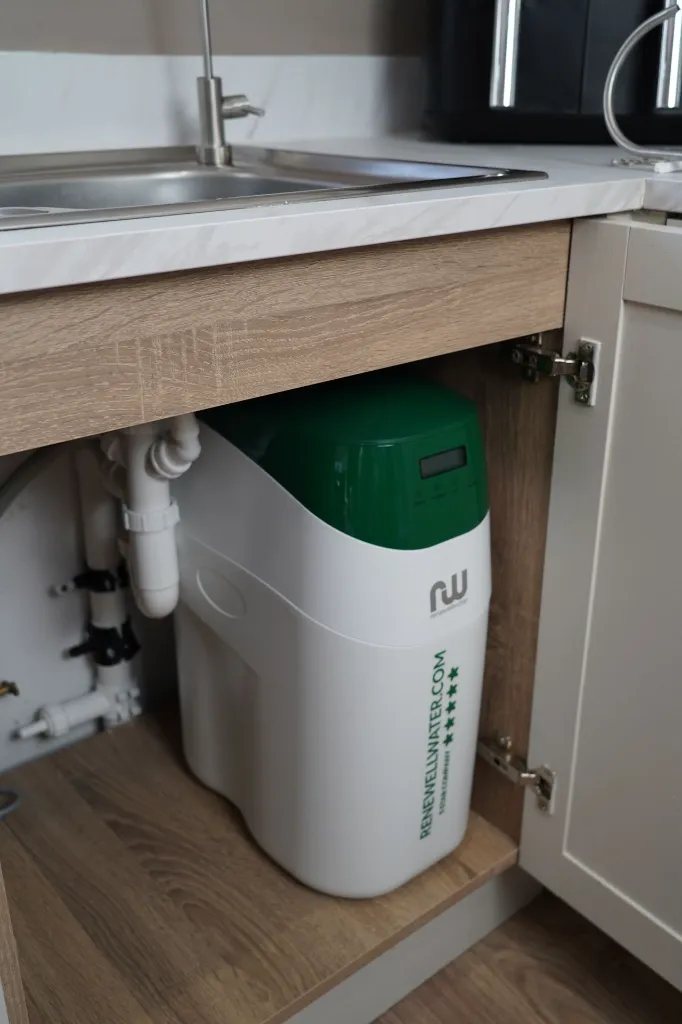 Green softener under sink - Donabate 04022026 (5).webp