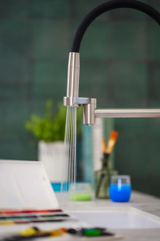QETTLE Signature Modern Rinse Spout Steel Paint Pots 2.webp
